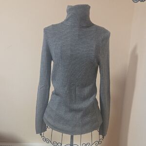 Moda International Wool Turtleneck Sweater Size M